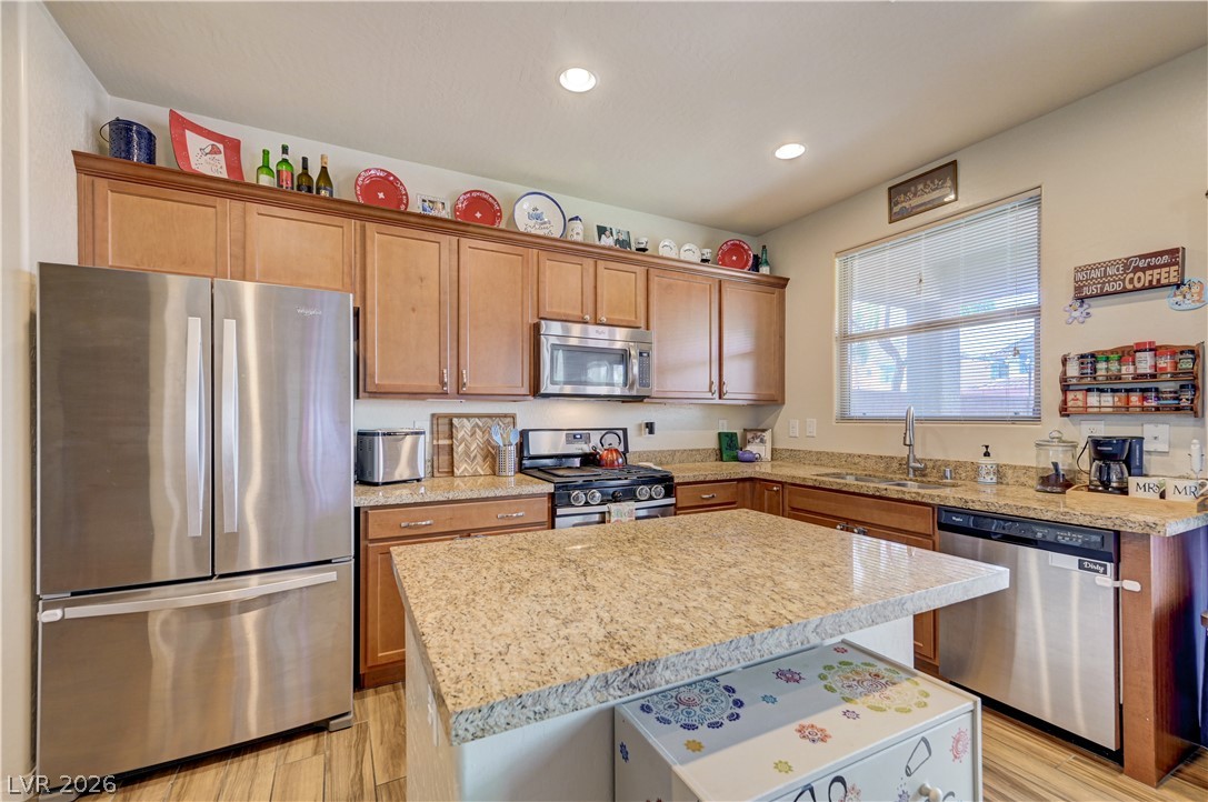 9856 Corliss Court Property Photo 4