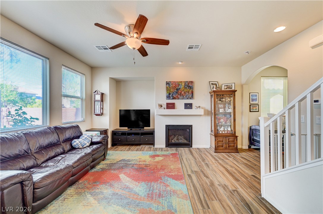 9856 Corliss Court Property Photo 10