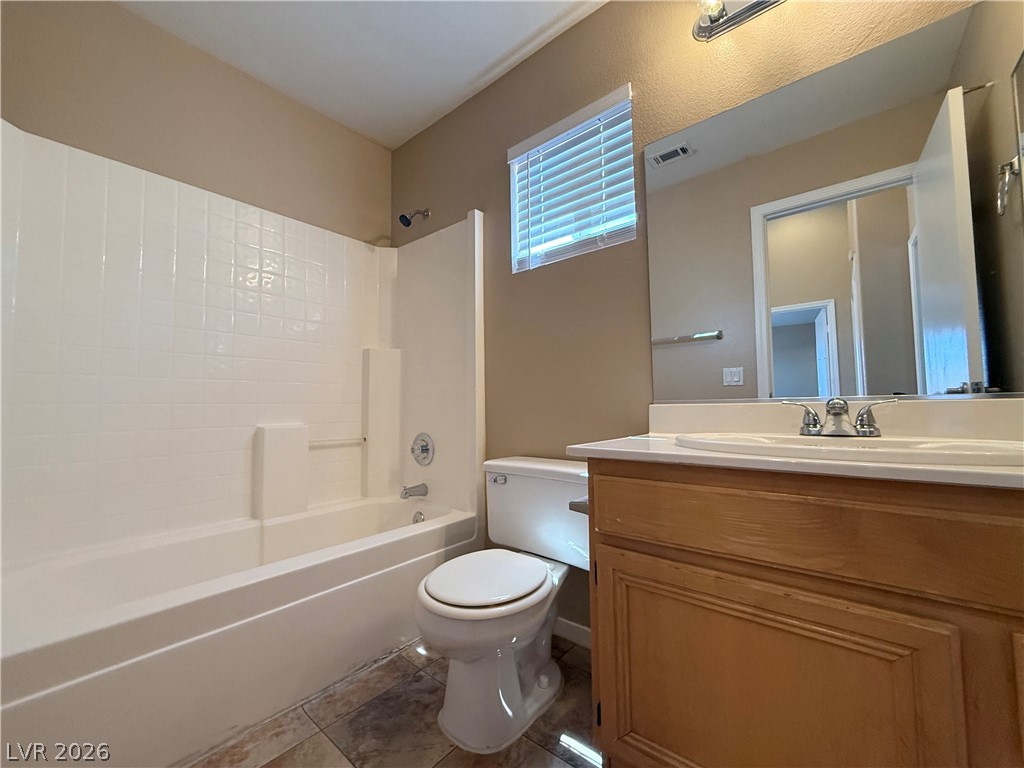 8816 Pine Pitch Drive Property Photo 8