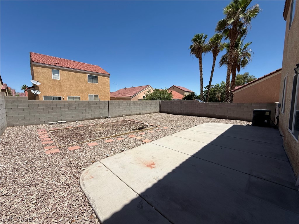 8816 Pine Pitch Drive Property Photo 18