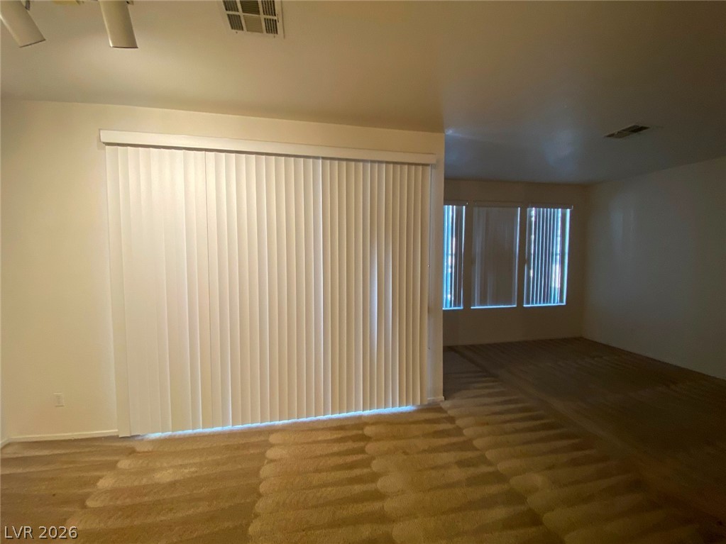 251 South Green Valley Parkway 1012 Property Photo 9