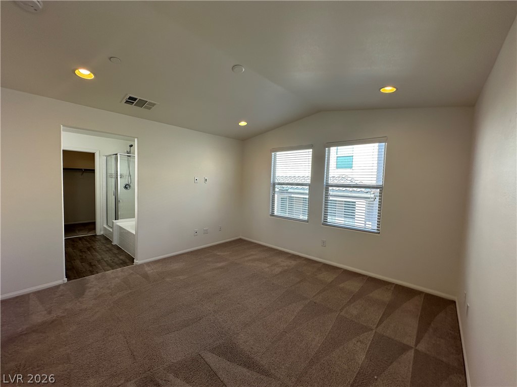 7563 Whitman Colonial Street Property Photo 8