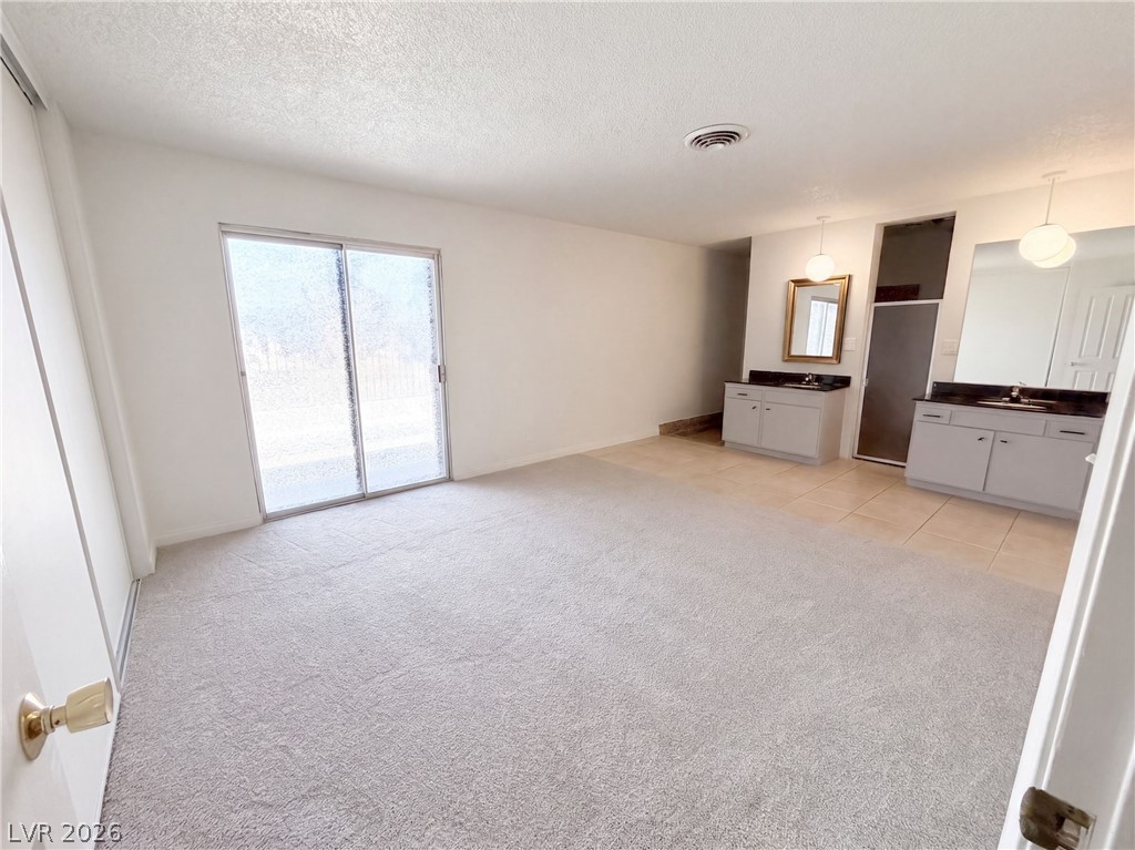 1483 Pawnee Drive Property Photo 4
