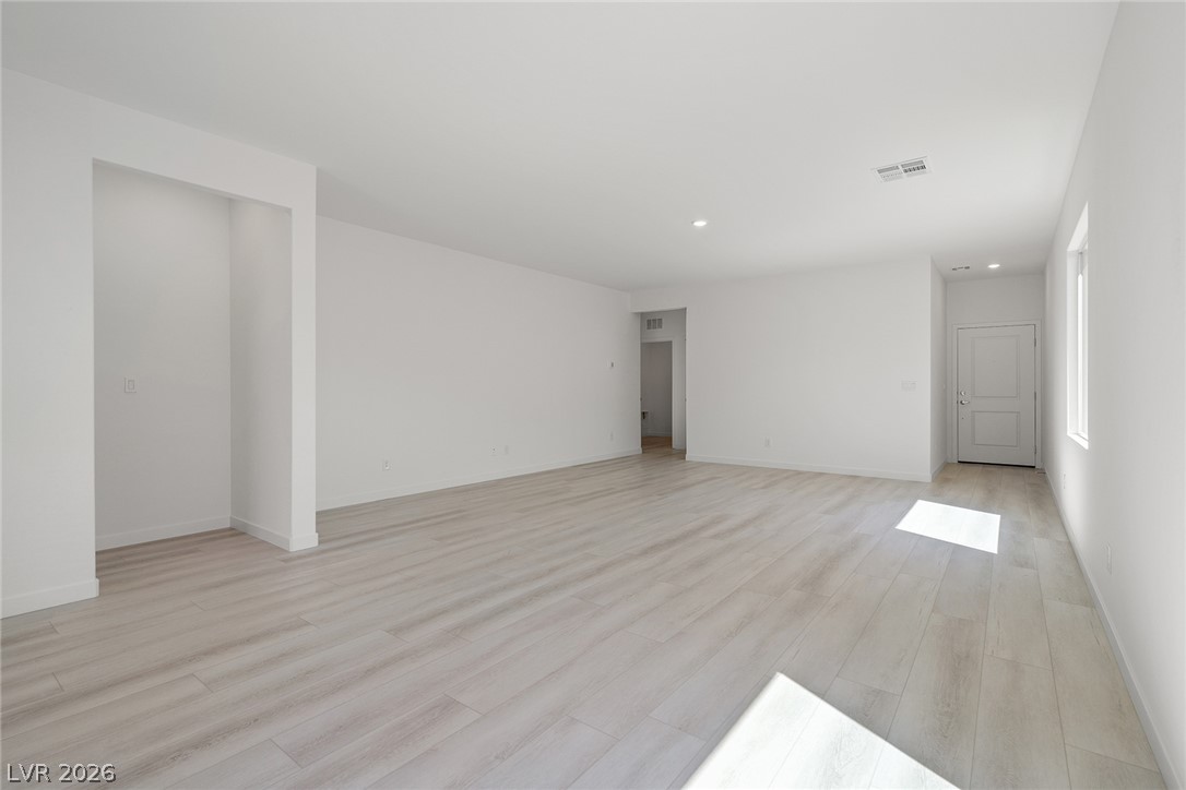 6745 Magnolia River Avenue Property Photo 2