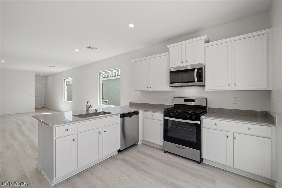 6745 Magnolia River Avenue Property Photo 3