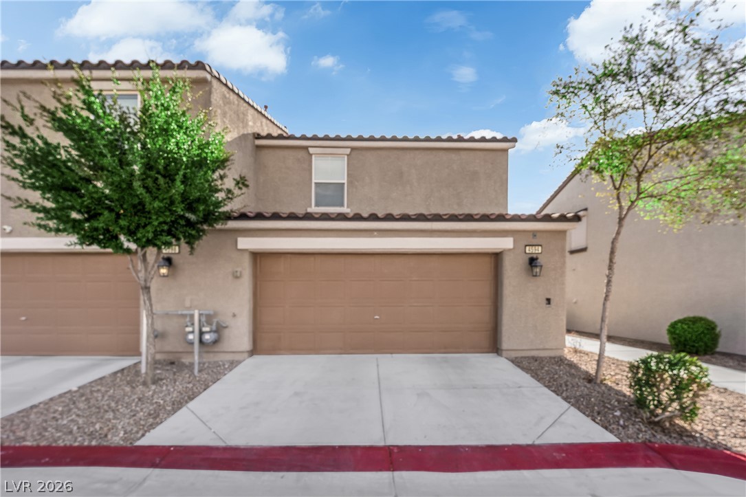 4594 Ingleton Circle Property Photo 1