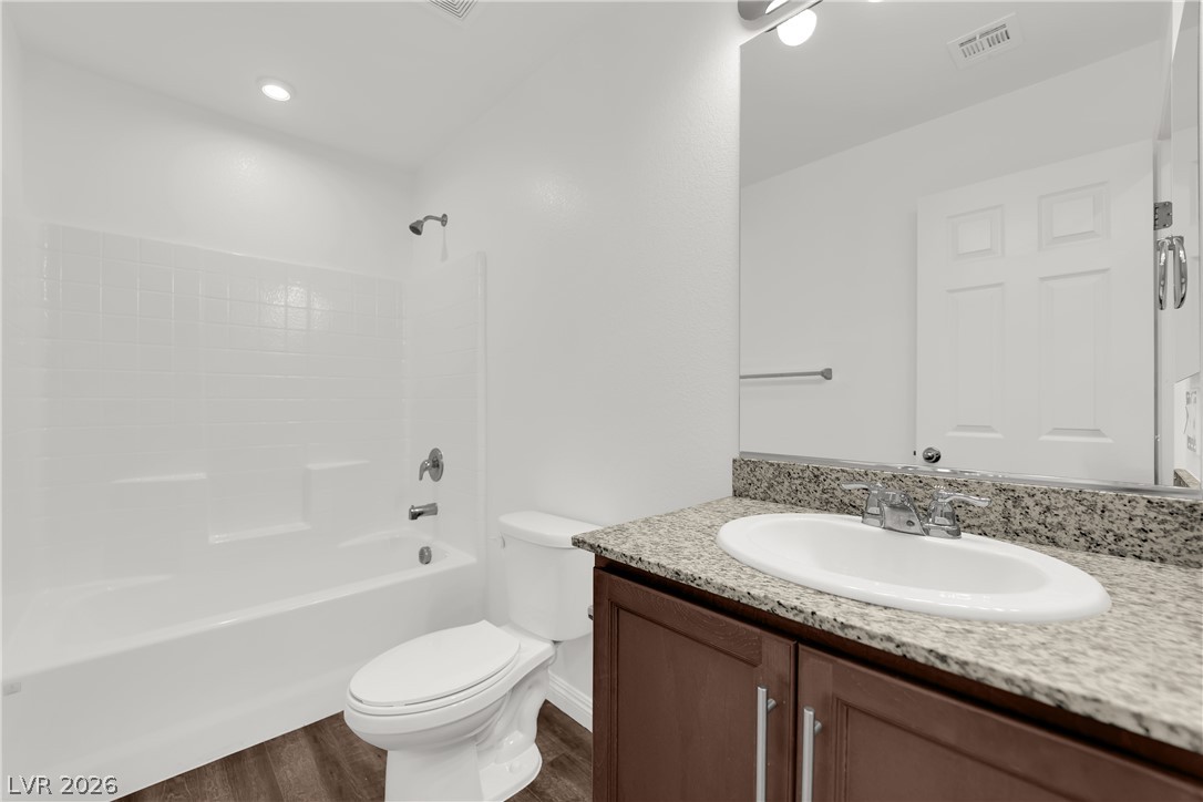 4594 Ingleton Circle Property Photo 19