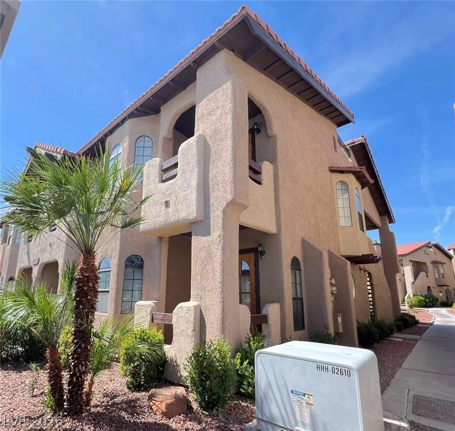 4069 Nook Way B Property Photo 2