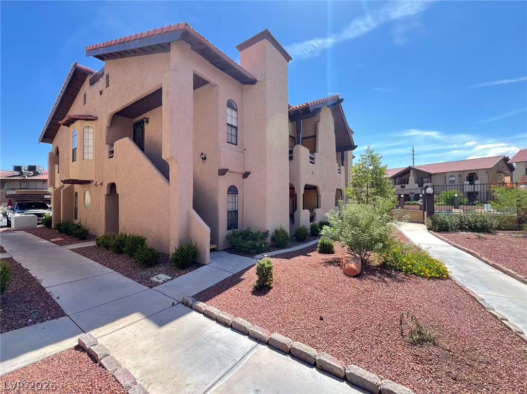 4069 Nook Way B Property Photo 3