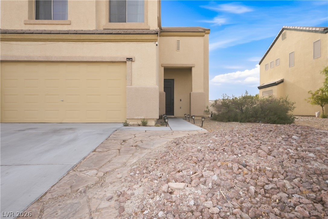 5617 Midnight Breeze Street Property Photo 3