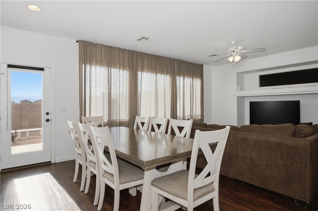 5617 Midnight Breeze Street Property Photo 11