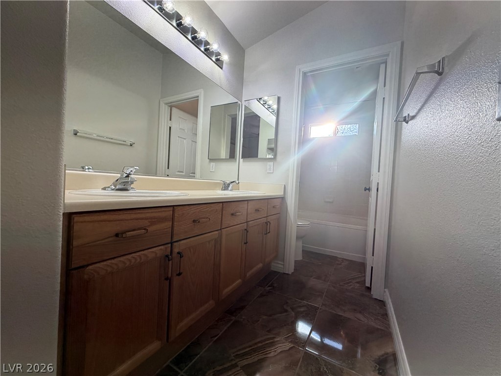 7616 Gosport Avenue Property Photo 12