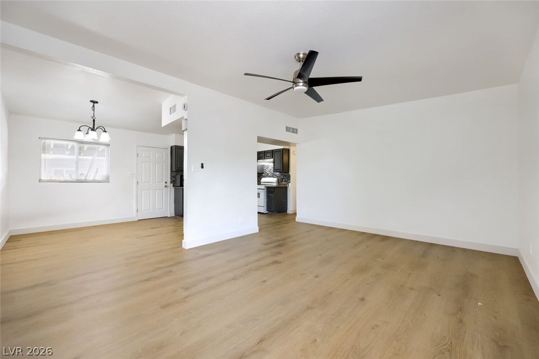 1104 Fay Boulevard Property Photo 4