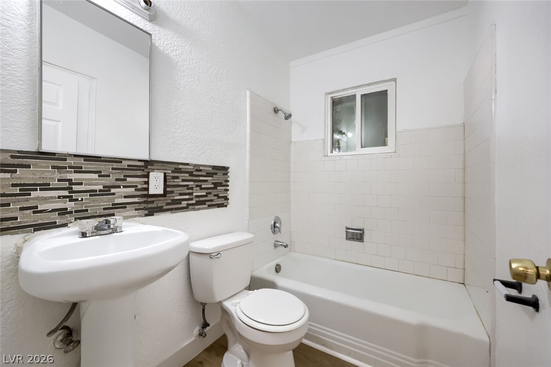 1104 Fay Boulevard Property Photo 16