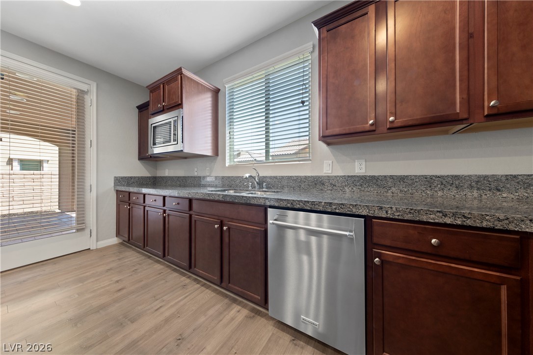 11831 Mino Rio Avenue Property Photo 15