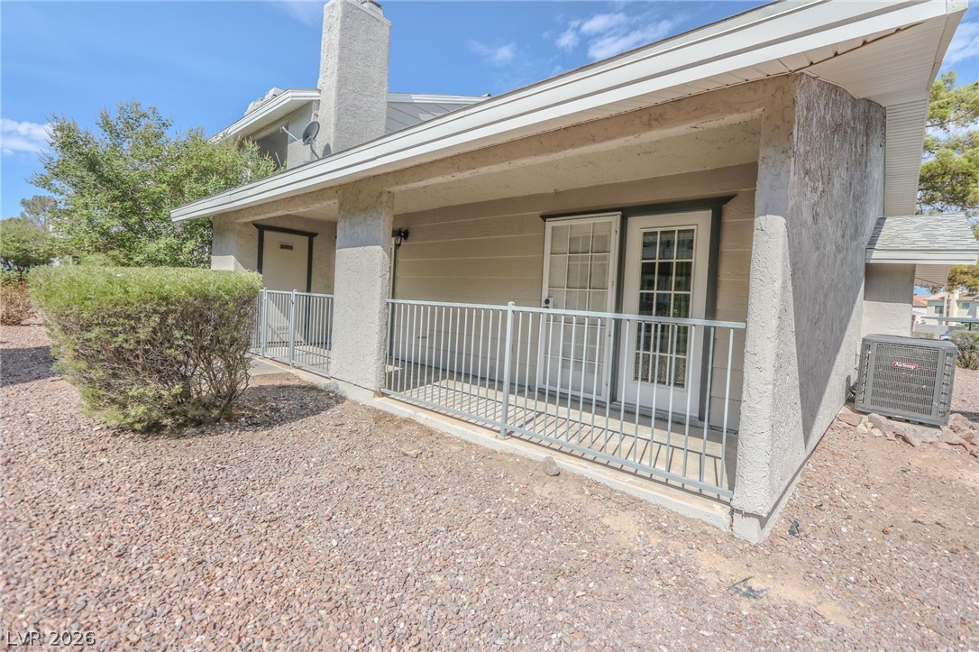 2783 Carnation Lane - Property Photo 22
