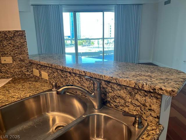 2777 Paradise 608 Property Photo 2