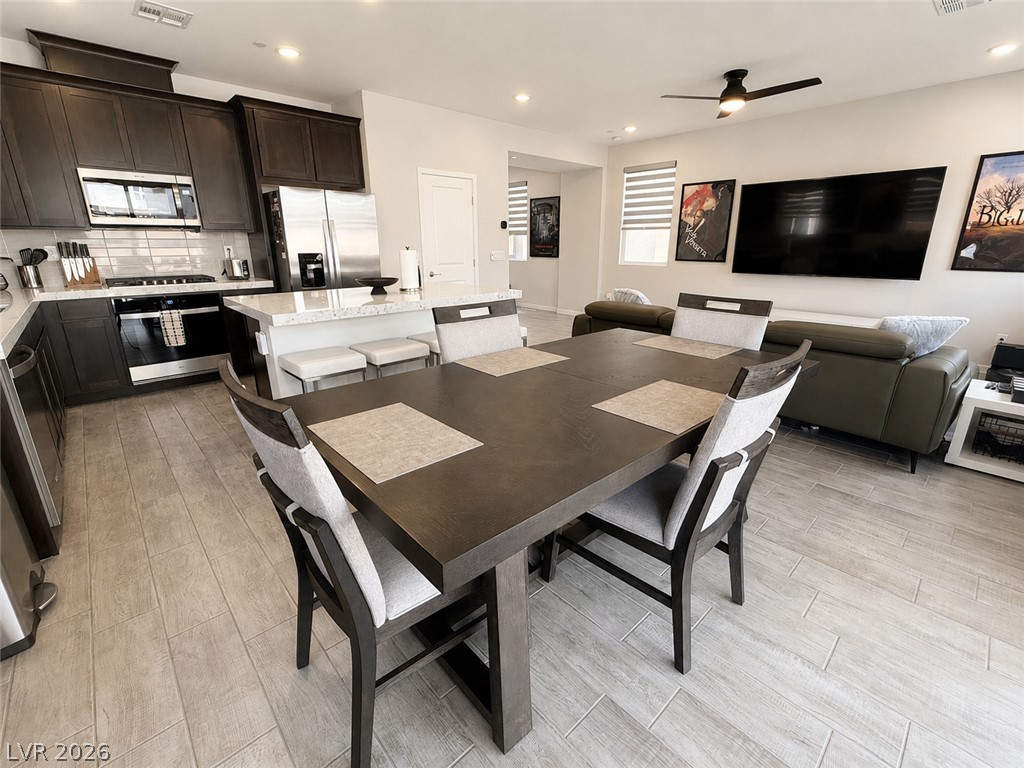 10650 Deibel Avenue Property Photo 10