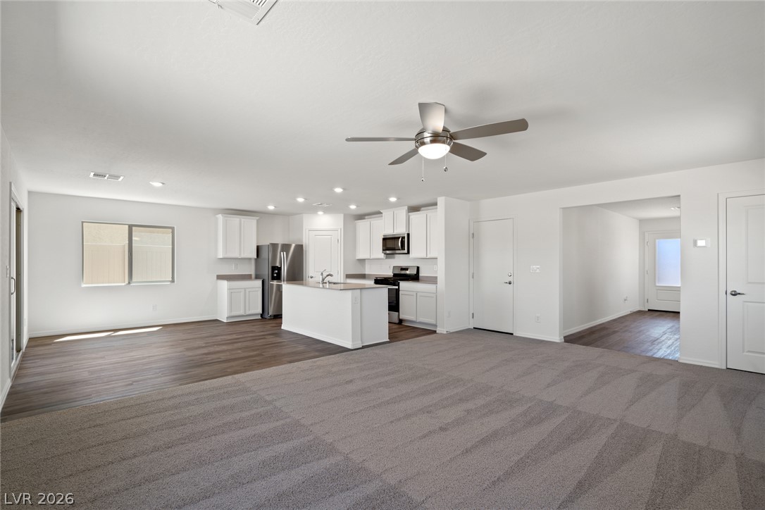 6758 Magnolia River Avenue Property Photo 3
