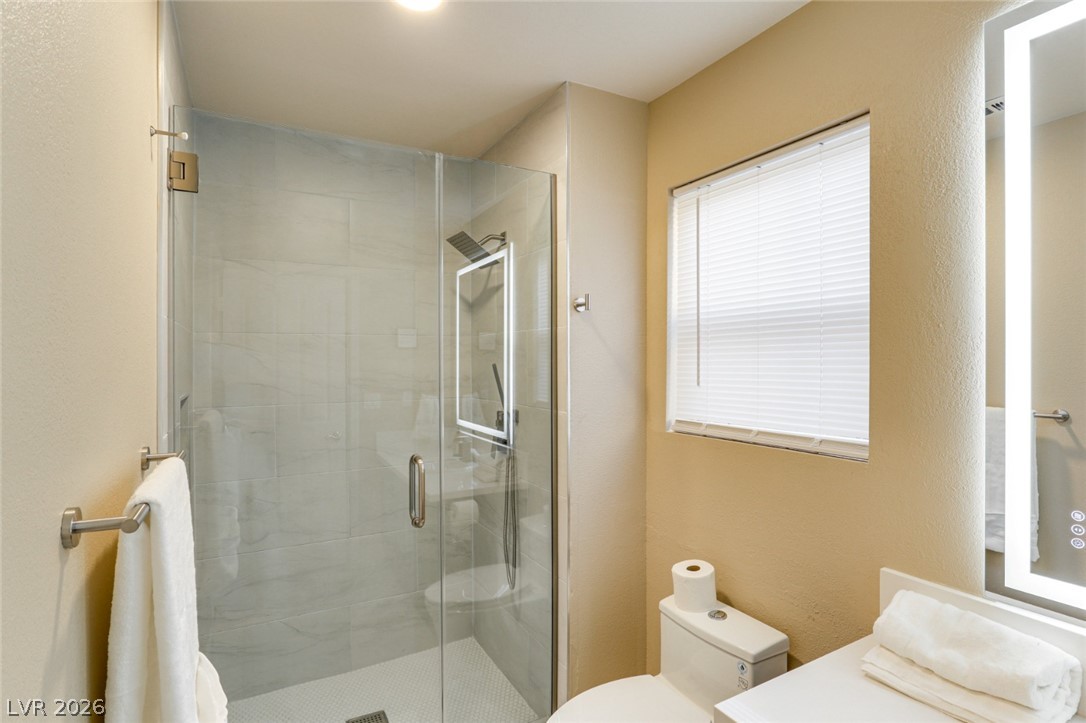 1045 Thornfield Lane Property Photo 18