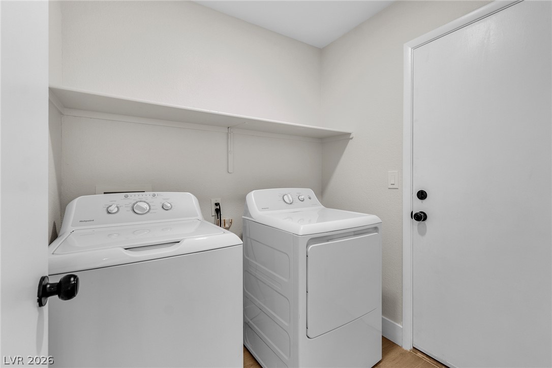 5822 Count Fleet Street Property Photo 25