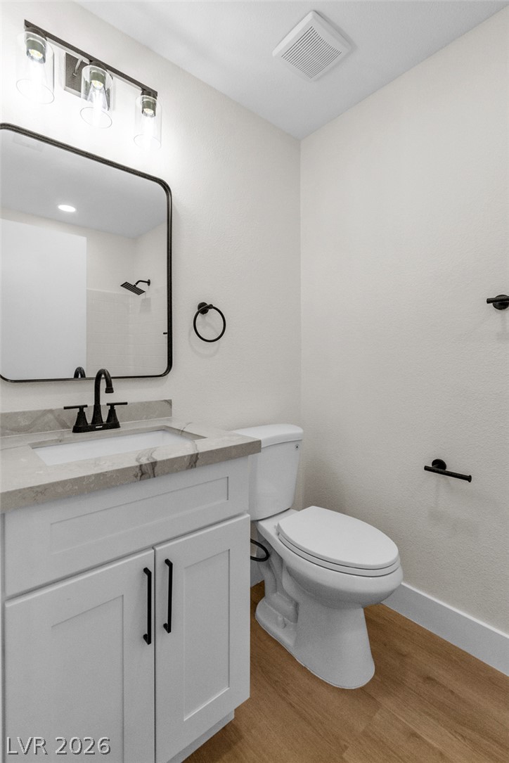 5822 Count Fleet Street Property Photo 30