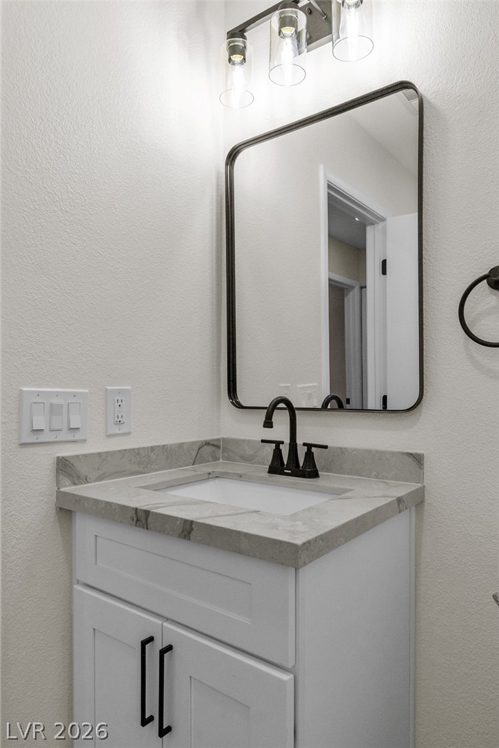 5822 Count Fleet Street Property Photo 31