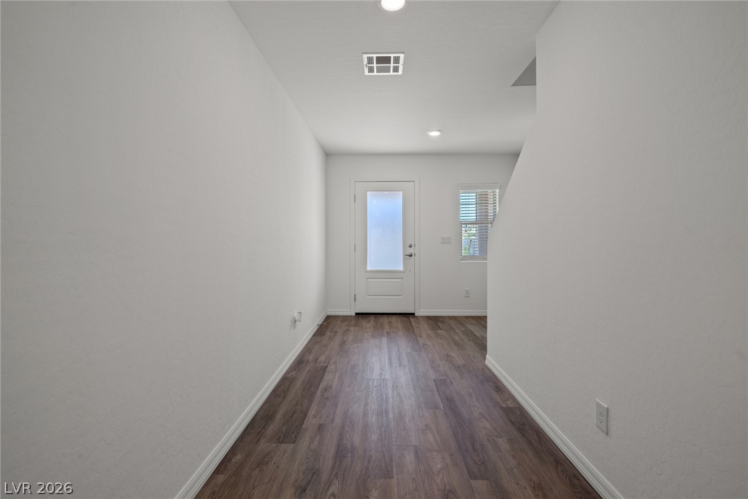 6722 Magnolia River Avenue Property Photo 2