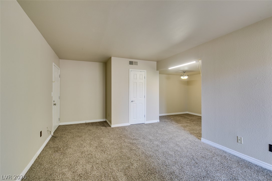4450 Sandy River Drive 77 Property Photo 11