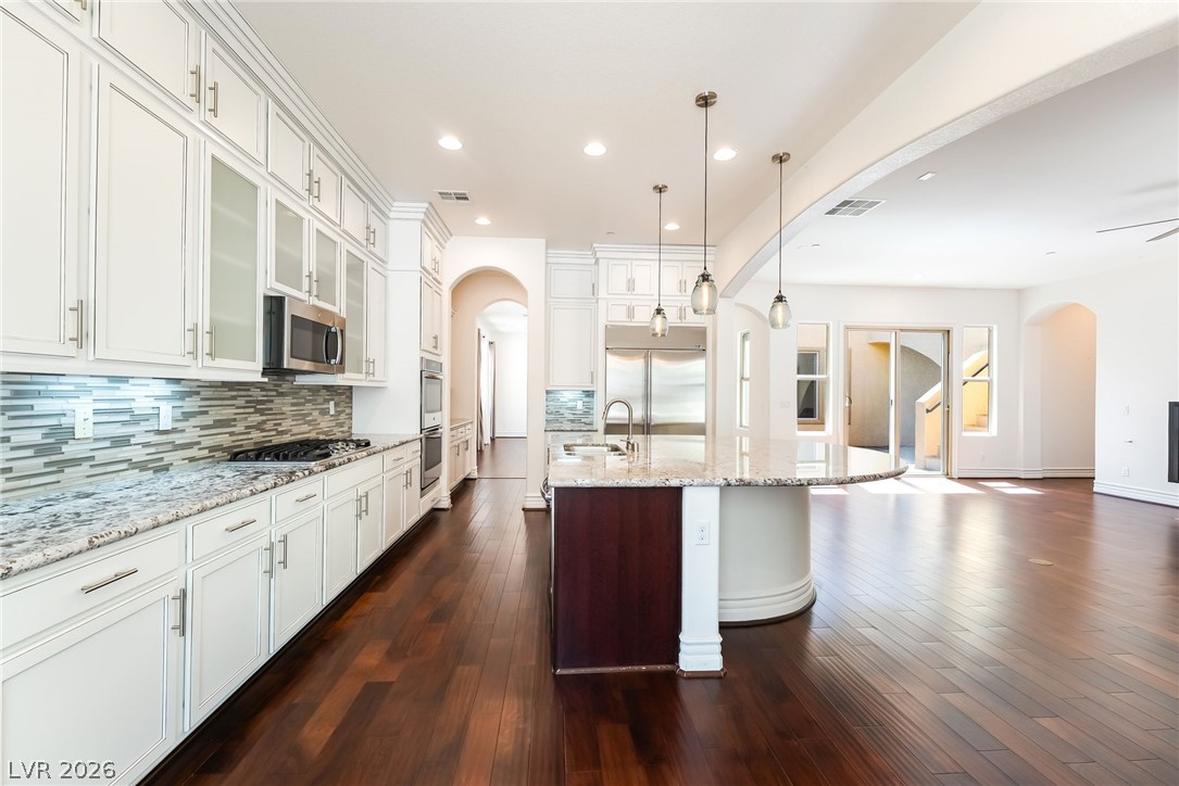 72 Rezzonico Drive Property Photo 19