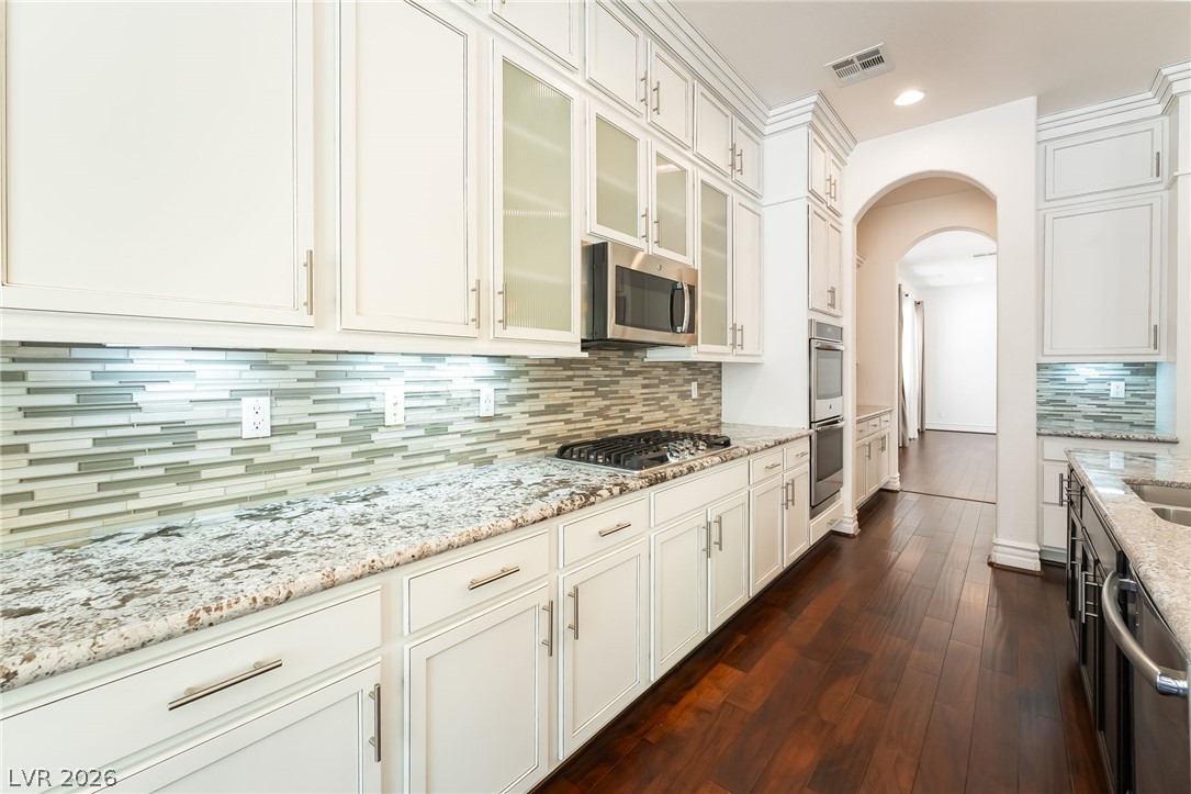 72 Rezzonico Drive Property Photo 21