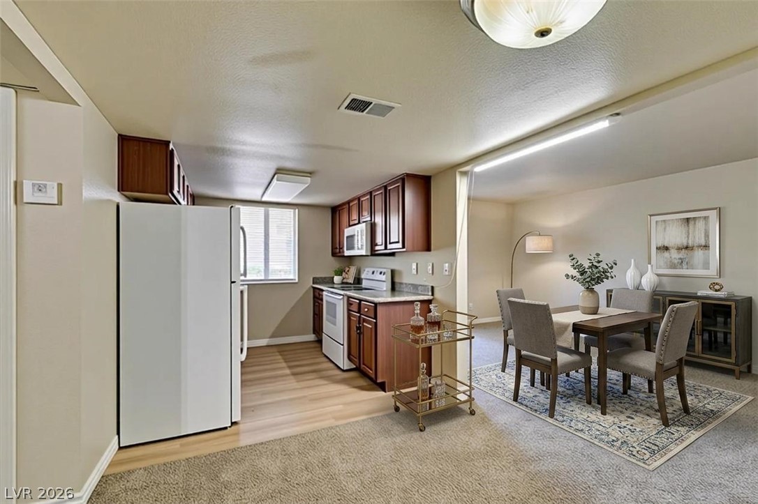 4450 Sandy River Drive 93 Property Photo 20
