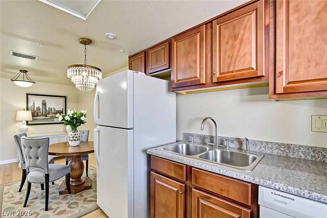 4450 Sandy River Drive 93 Property Photo 26