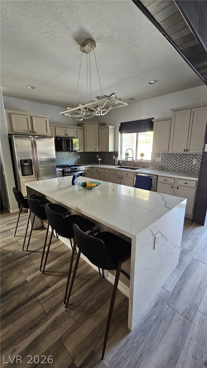7007 Positano Hill Avenue Property Photo 8