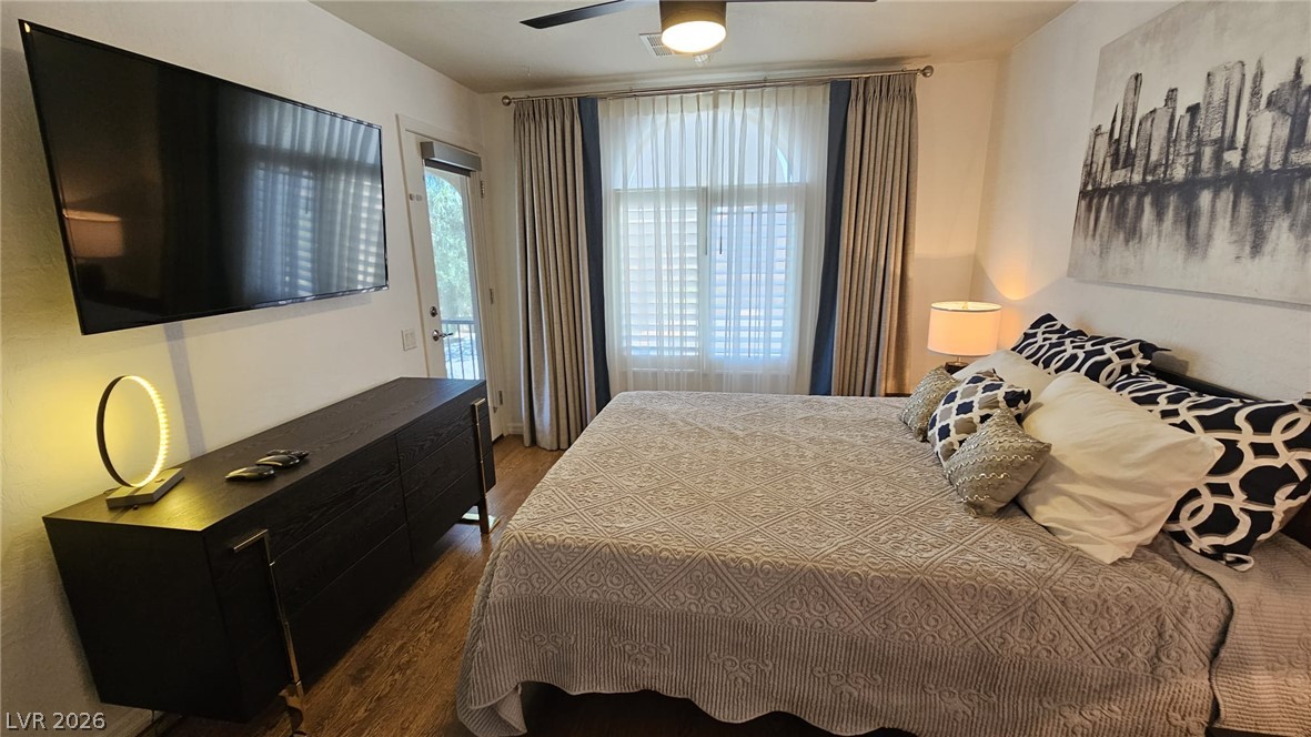 7007 Positano Hill Avenue Property Photo 26