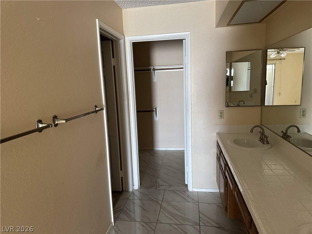 3618 Edinburgh Drive Property Photo 6