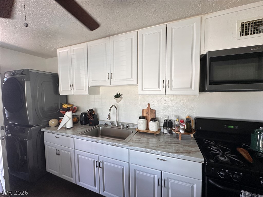 1952 H Street Property Photo 6