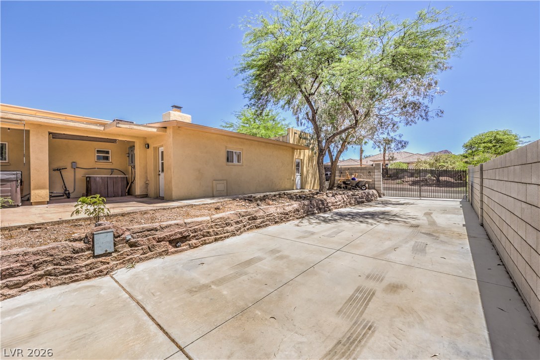 1610 Quarter Horse Drive Property Photo 6