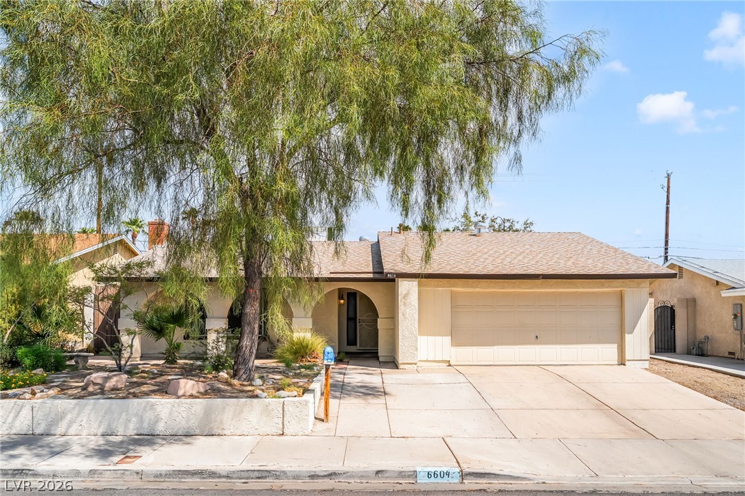 6604 Larchwood Lane Property Photo 1