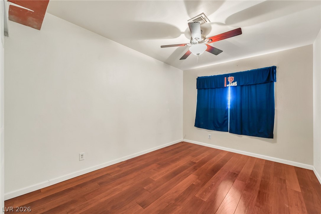 6604 Larchwood Lane Property Photo 22