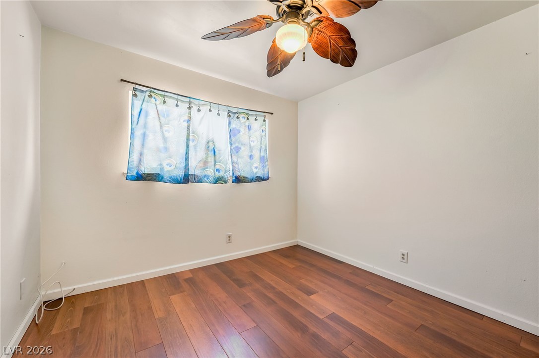 6604 Larchwood Lane Property Photo 24
