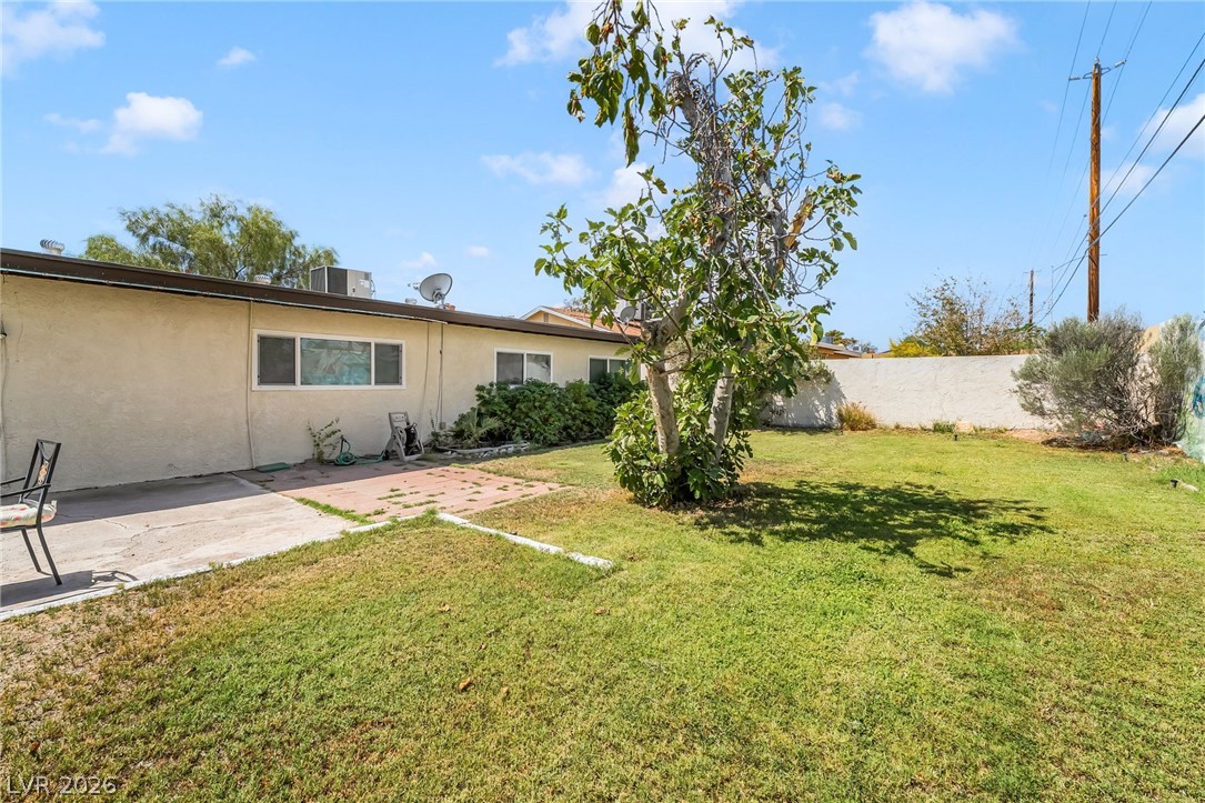 6604 Larchwood Lane Property Photo 26