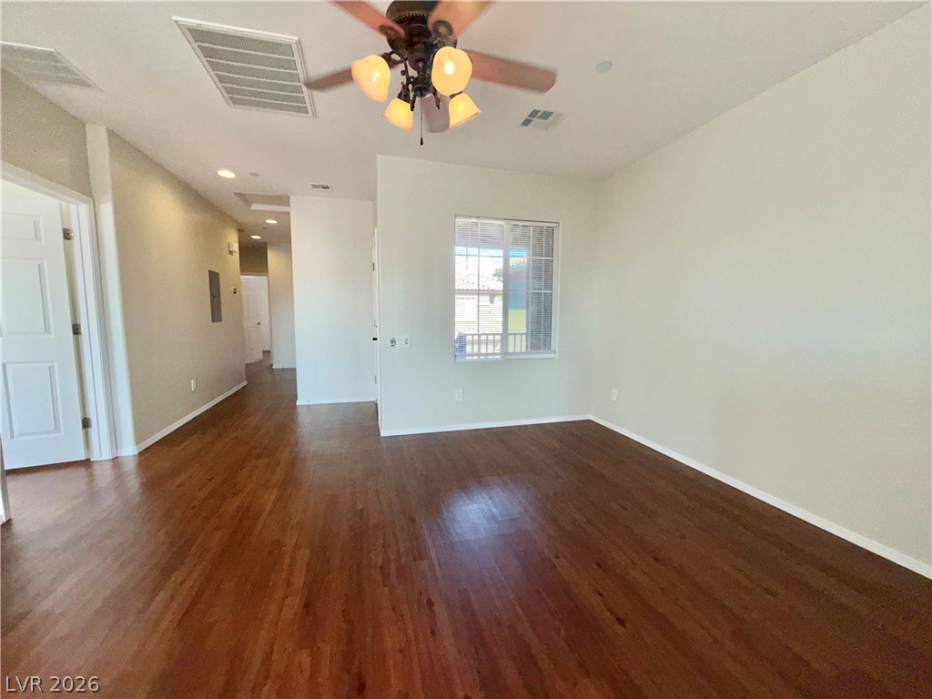 6868 Sky Pointe Drive 2041 Property Photo 8