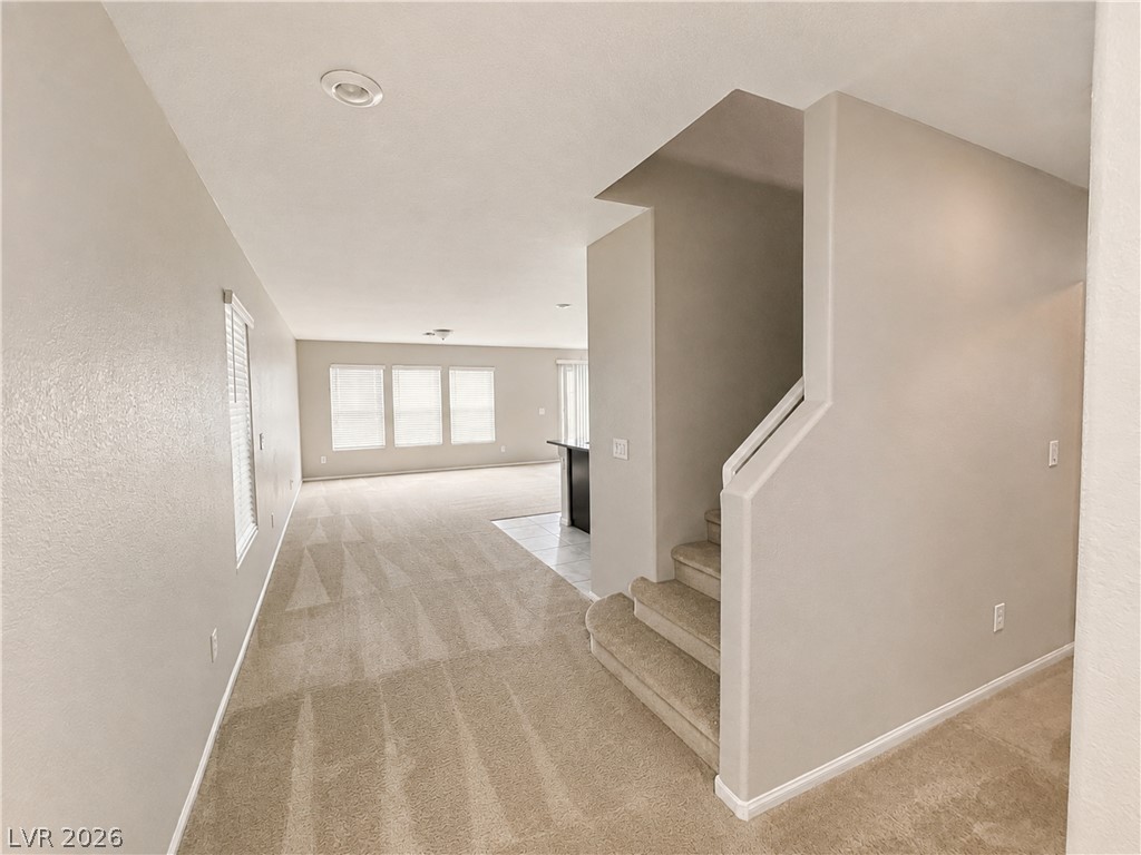 5640 Autumn Cliffs Way Property Photo 4