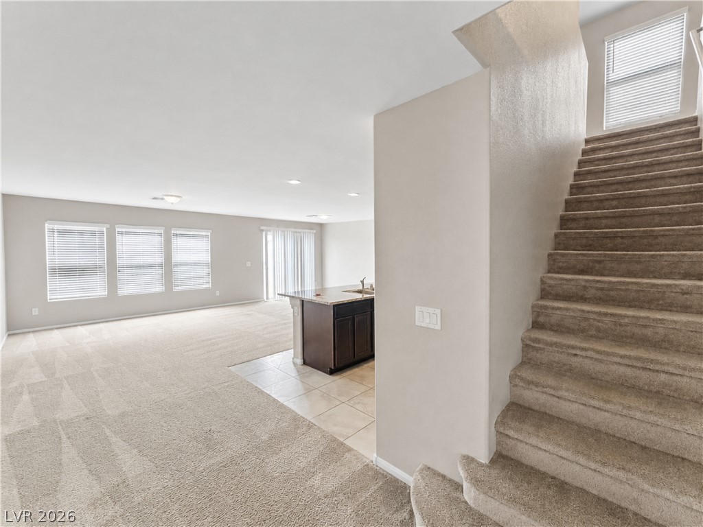 5640 Autumn Cliffs Way Property Photo 5