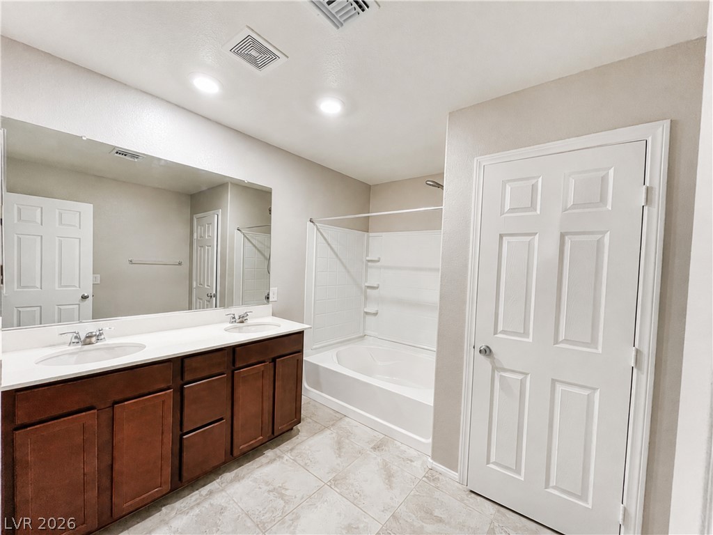 5640 Autumn Cliffs Way Property Photo 23