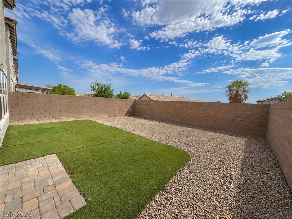 5640 Autumn Cliffs Way Property Photo 32