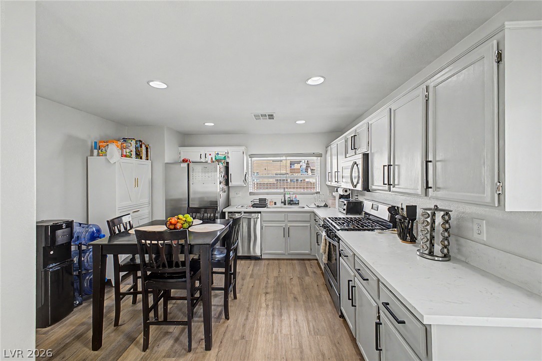 5208 Paradise Valley Avenue Property Photo 8