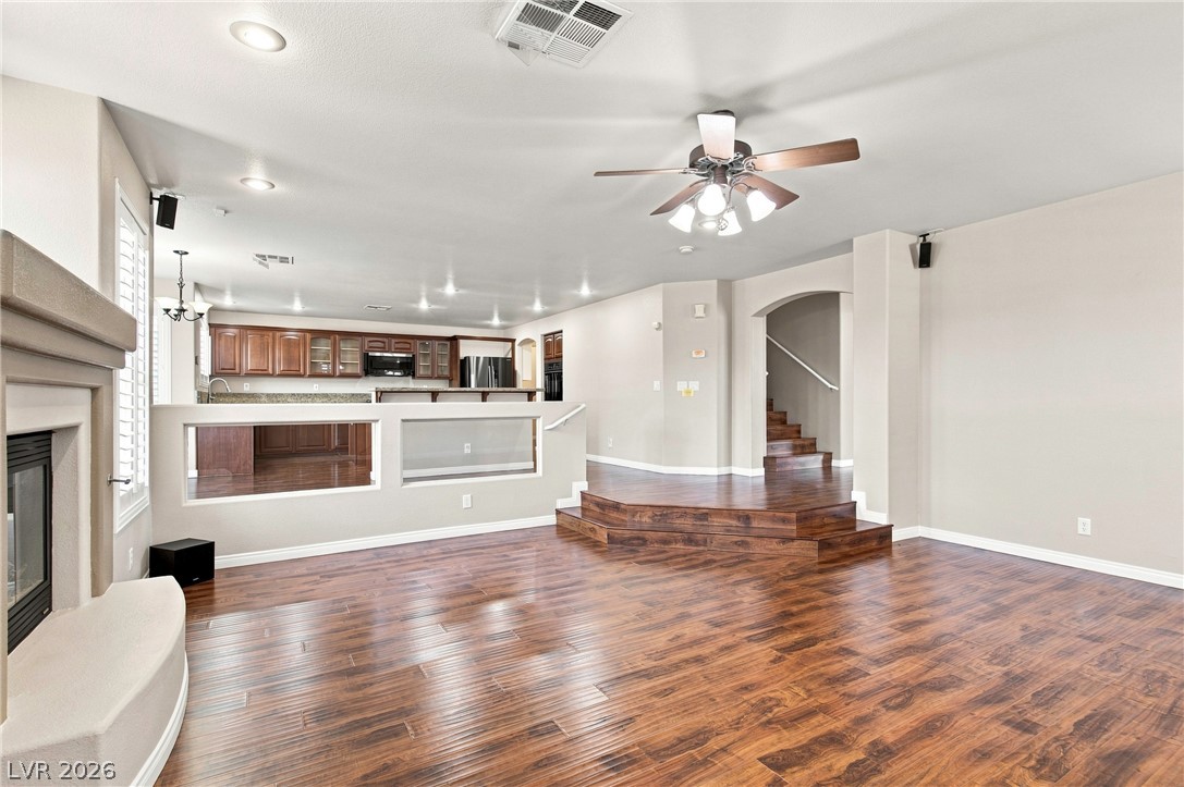 1464 European Drive Property Photo 11