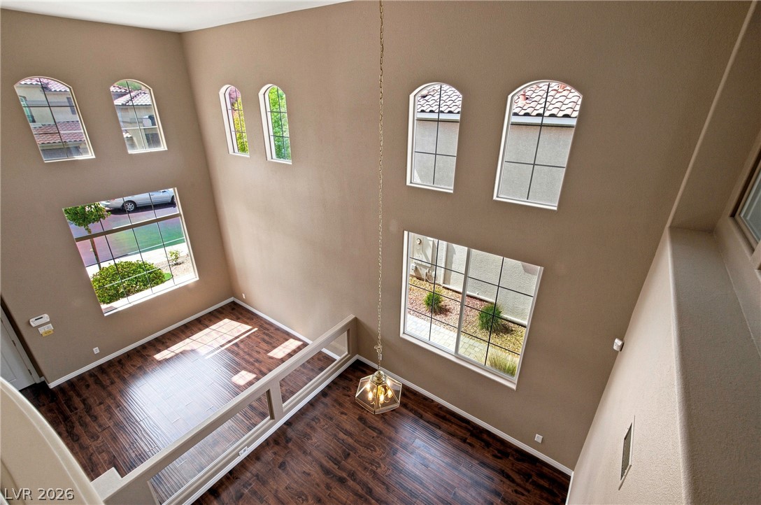 1464 European Drive Property Photo 27